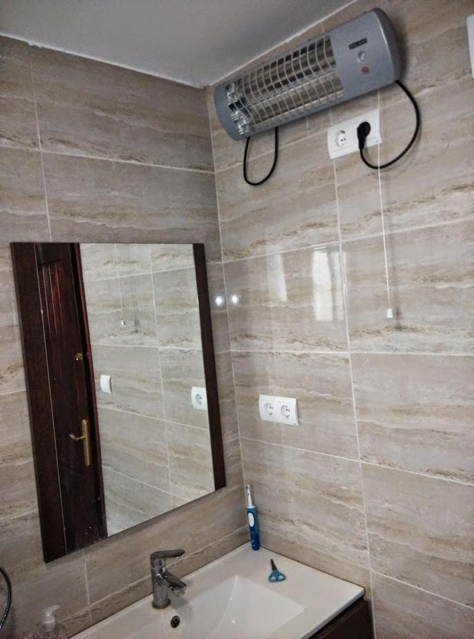 Piso Compartido Cerca De La Universidad Ceu Moncada Exteriör bild